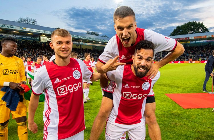 家人放在首 家人放在首