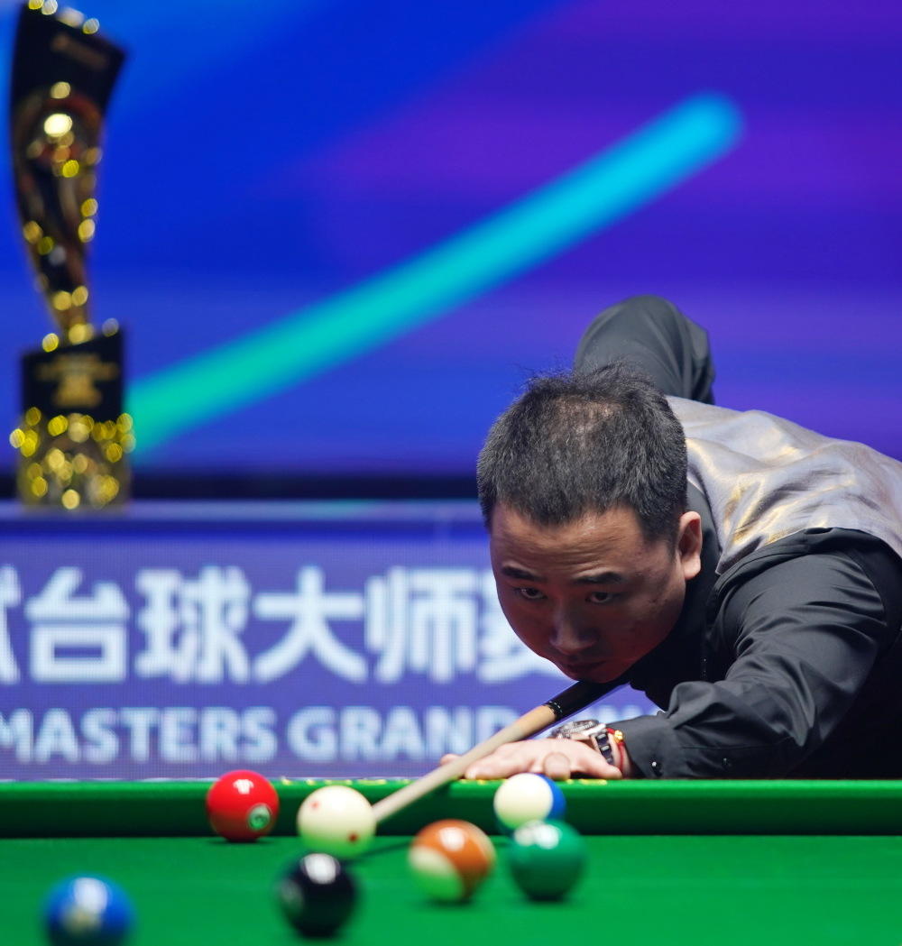 203cm小鸟依人，看到姚明与戈登合影，大姚放现在不比约基奇差