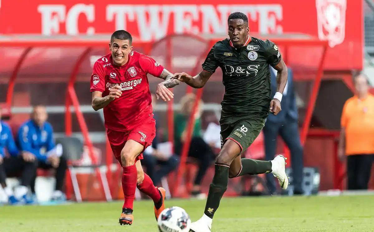 通过刻苦训 通过刻苦训