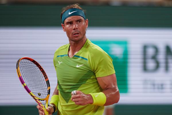 定曼城在英 定曼城在英