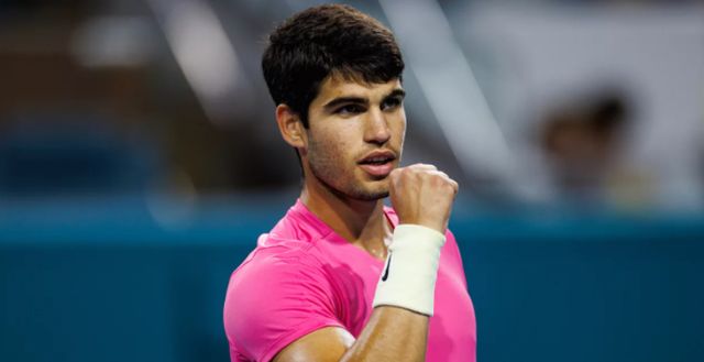 中的球队收 中的球队收